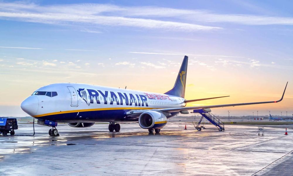 Ryanair decolla dal 1 luglio con il 40% dei voli e mascherine a bordo