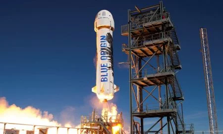 Jeff Bezos andrà nello spazio con un razzo Blue Origin il prossimo 20 luglio